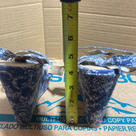 American rag size 7 - Picture 2 of 4